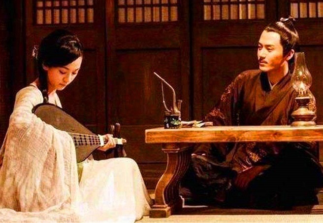 古代没有电，天黑人们就要睡觉？其实他们比你想象中要会玩得多