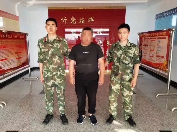 男子跳海自杀被警察救起：“我是一名逃犯”，因生意失败诈骗1000余万元赌博，输光后跑路