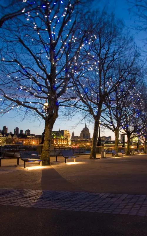 在中国电信上班做客服主要干什么,中国联通通信工程师是干什么的