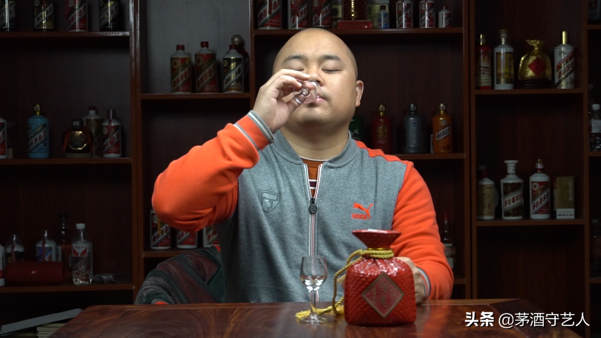 茅酒守艺人陈酿,茅酒守艺红坛15