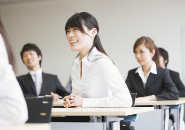 理科女生高薪专业,女生未来就业前景好薪酬高的专业