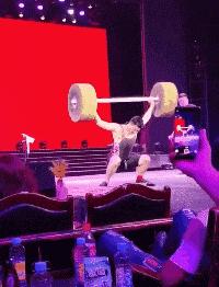 搞笑gif你们这些城里人太会玩了,搞笑gif逗比的世界你永远理解不了