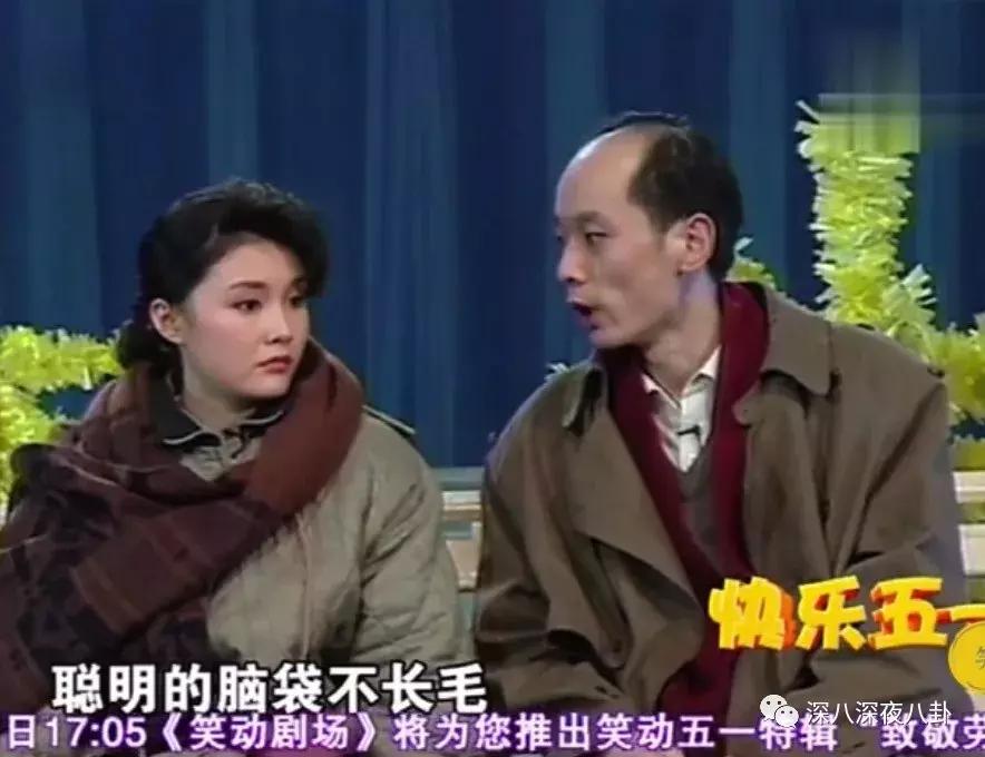 葛大爷回看以前的比赛,葛大爷下班时候的日常