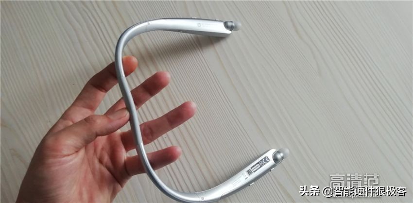 lghbs910蓝牙耳机韩国,lg900颈戴式蓝牙耳机适合听歌