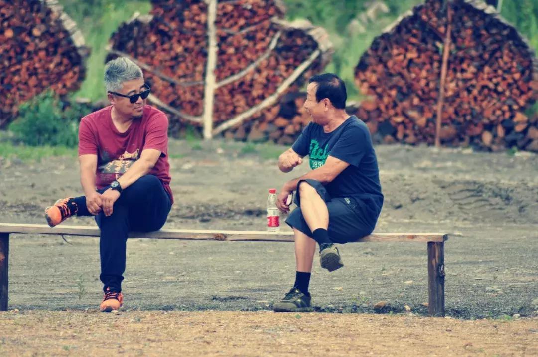 几个闺蜜自驾游的视频,一群闺蜜旅行视频