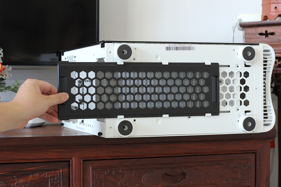 麻雀虽小，用“料”十足——Tt（Thermaltake）挑战者H3机箱体验