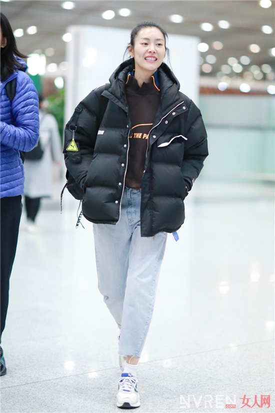 不同女明星的时尚街拍,女明星高清街拍