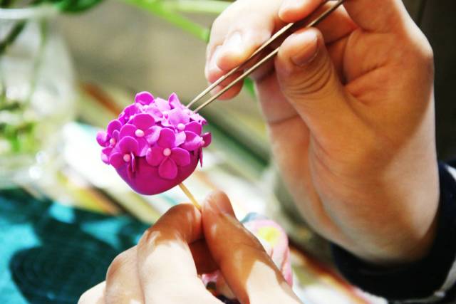 粘土手工100种简单人物在纸上制作,用超轻粘土做的手工又简单又漂亮