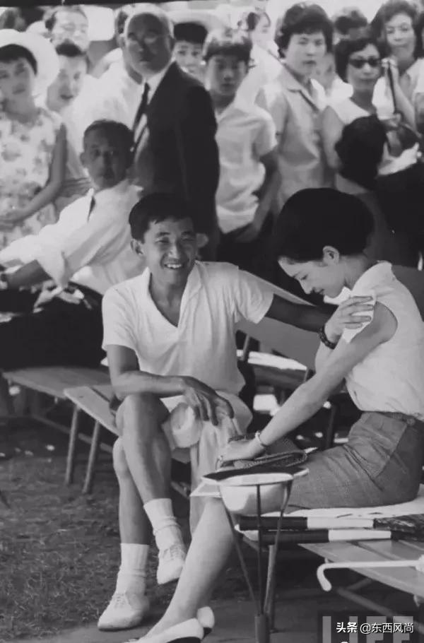 错伏美智子穿和服视频,日本皇太后美智子