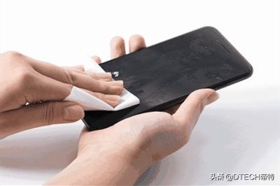 电脑显示器脏了怎么清理,电脑屏幕脏了用什么擦最好