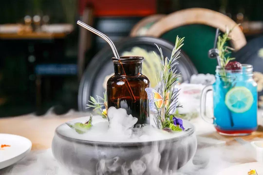 万元抽奖!送戴森卷发棒+TF口红!这家花园西餐厅让我开始嫌弃男友!