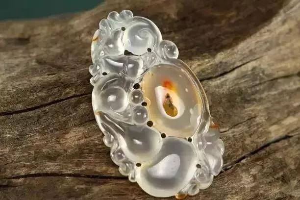 玩玉人的五个特征,玩玉之人最深度解析