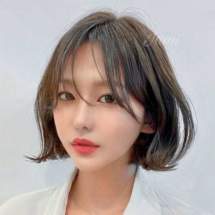 韩素希大卷发,韩素希大波浪红唇