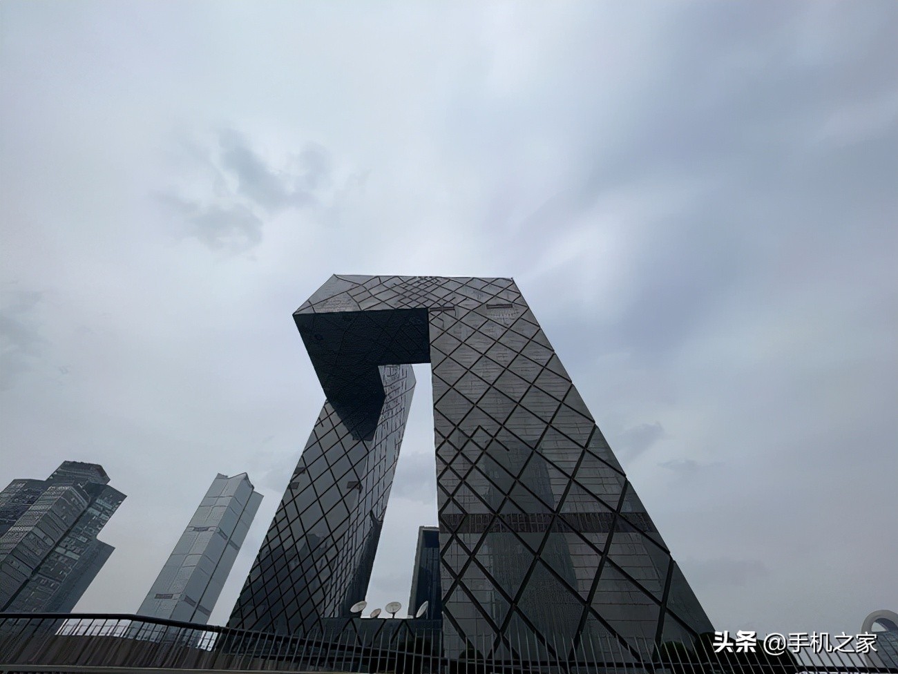 从iphonese1换到se2,从se2换se3什么感觉