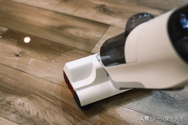 石头智能双刷洗地机t8,石头u10和uwant洗地机测评