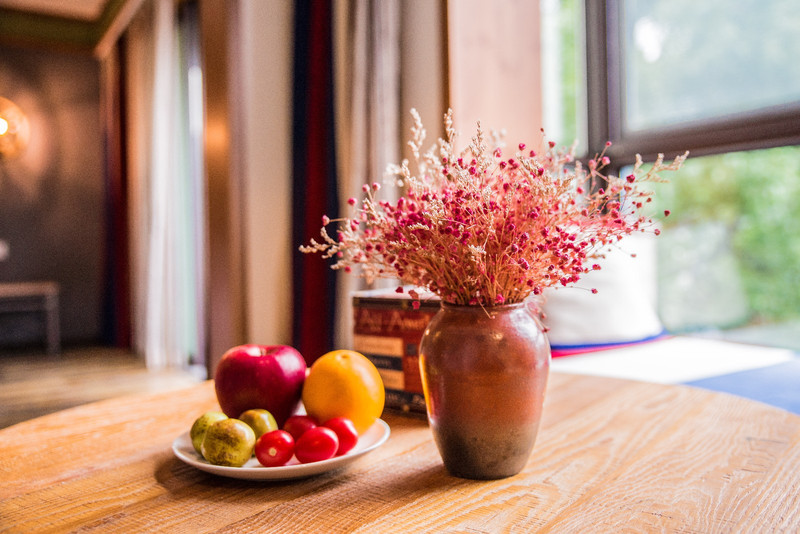 杭州西湖全季酒店离西湖近吗,杭州看西湖住哪个酒店比较好