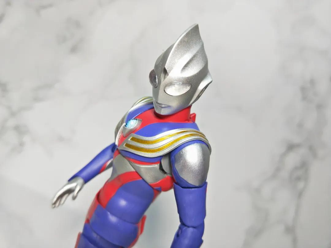 光的继承者图片,shf系列迪迦奥特曼开箱视频