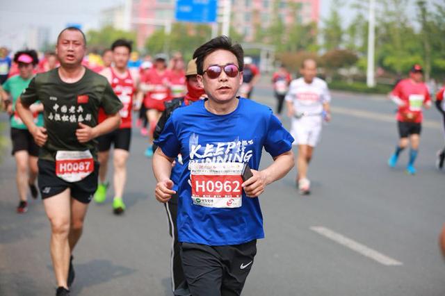 苏宁健康活动,江苏苏宁蓝狮球迷会