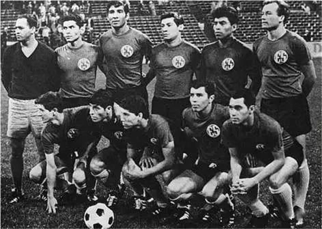 世界杯上发生的故事,世界杯中的足球故事