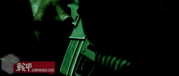 美国黑鹰战机坠落视频,黑鹰坠落最震撼视频