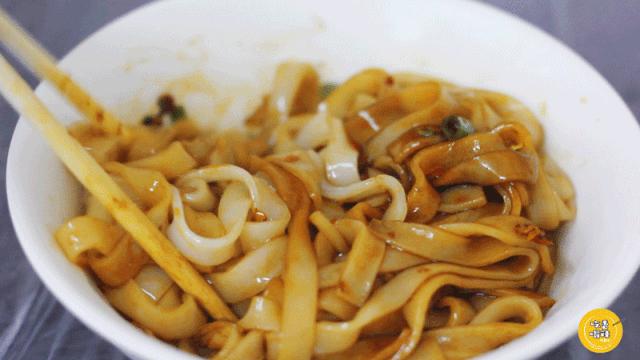 长沙最出名的小吃街哪里最好吃,长沙哪里的小吃街比较正宗地道