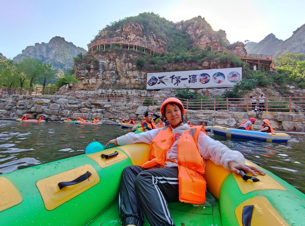 乐谷银滩峡谷漂流整段录播,乐谷银滩漂流最新视频