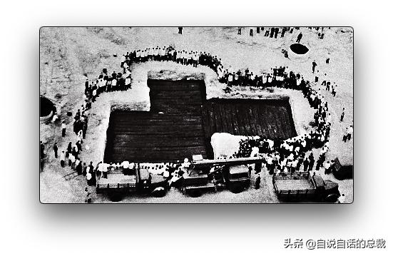 中国古墓出土埃及蜻蜓眼,神秘埃及出土8000年古墓穴