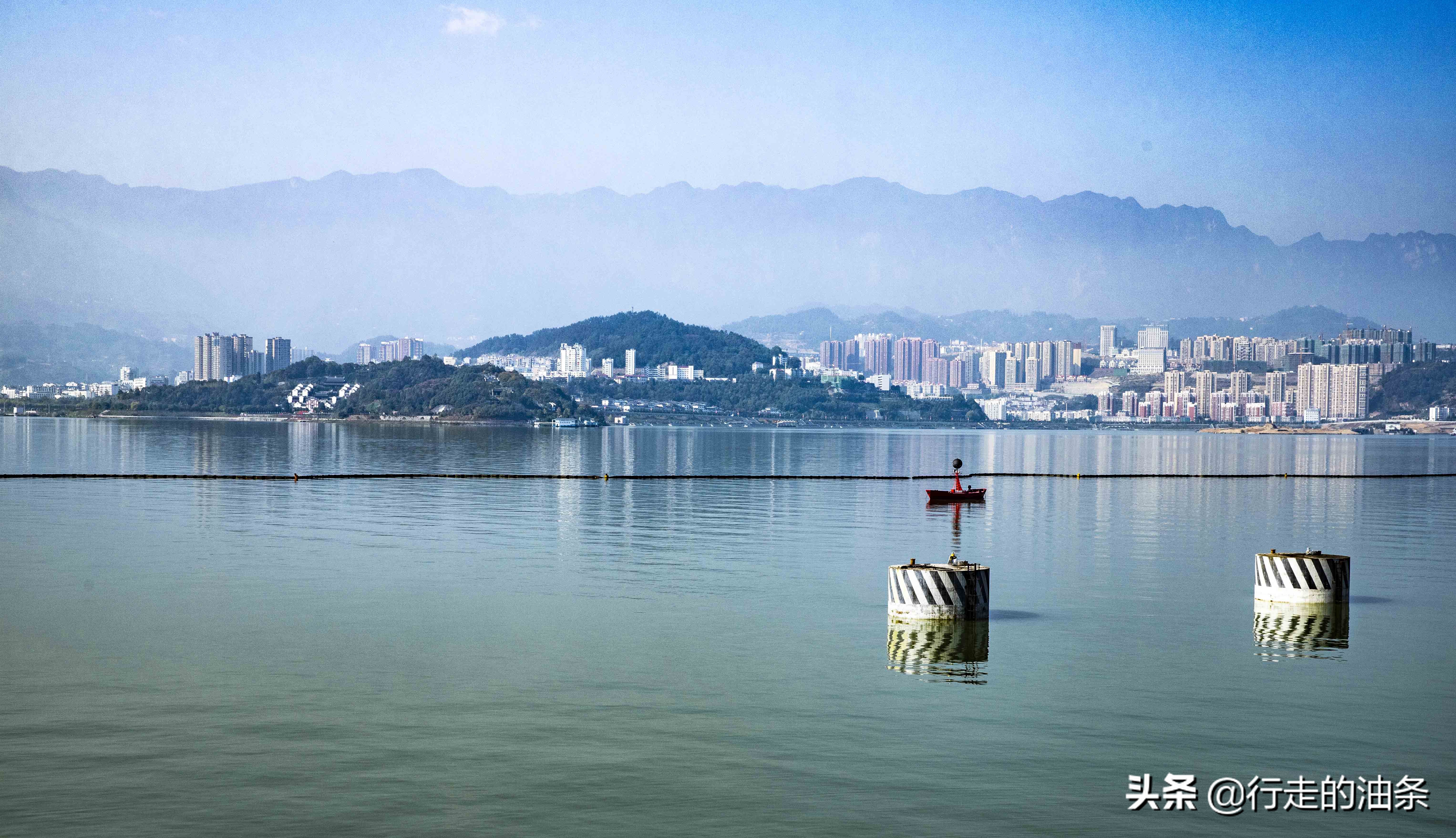 三峡大坝屈原故里视频,屈原的故里三峡大坝