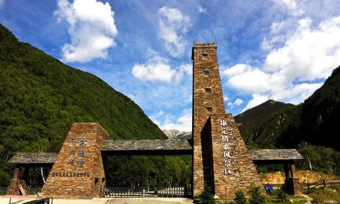 甘孜5日旅游攻略最新,四川旅游团去甘孜旅游攻略