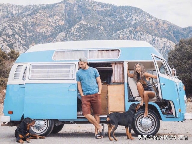 没见过世面的人就发朋友圈吗,不回信却在发朋友圈的人是啥心理