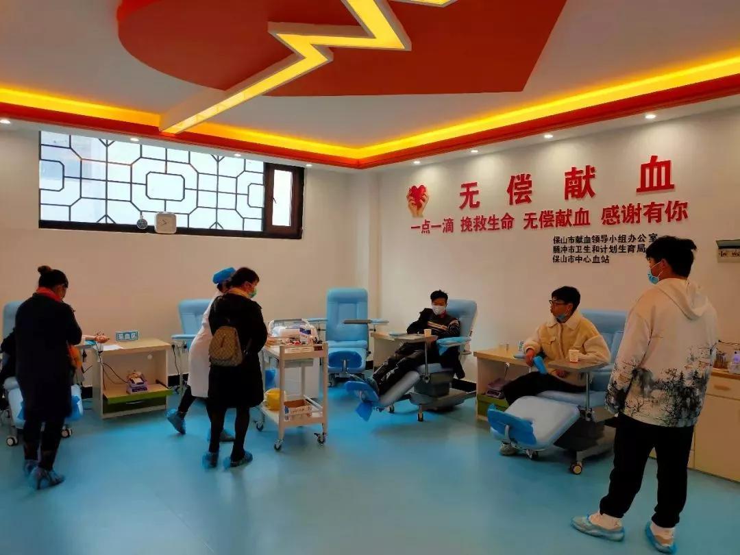 腾冲“疫”线的那抹志愿红