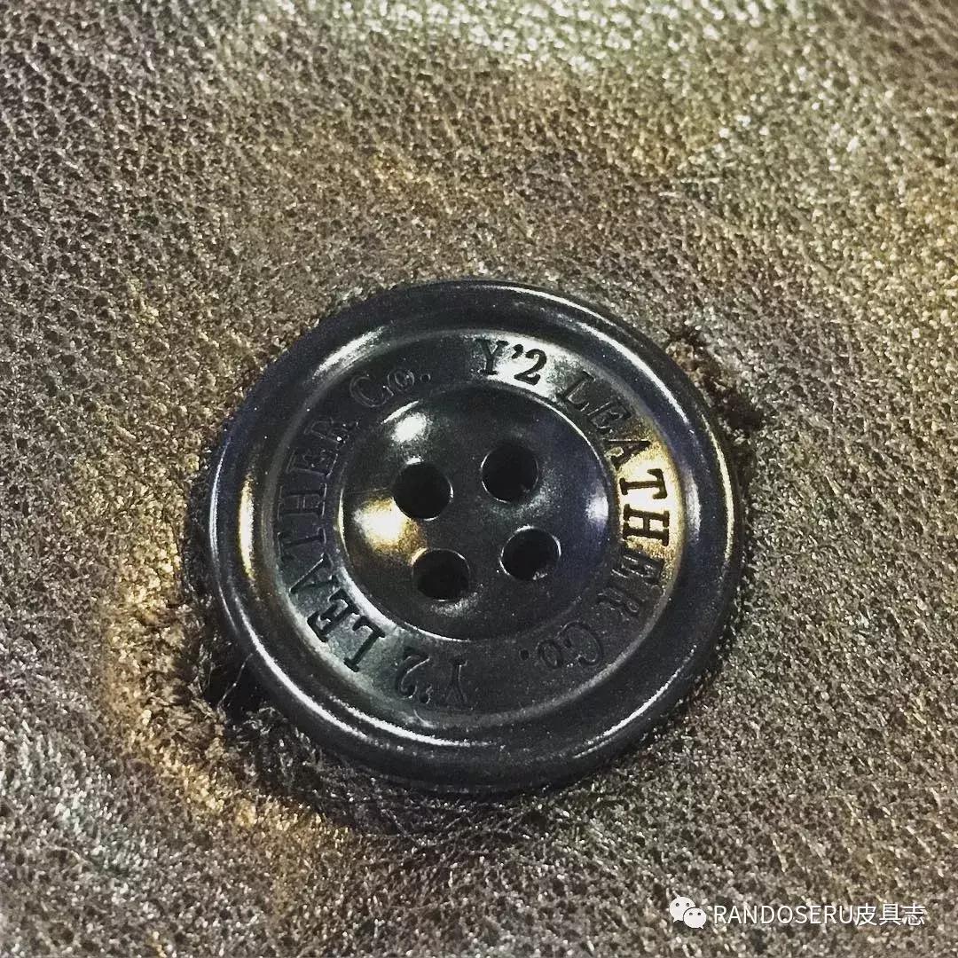 这款日系皮衣，满足了所有男人的幻想