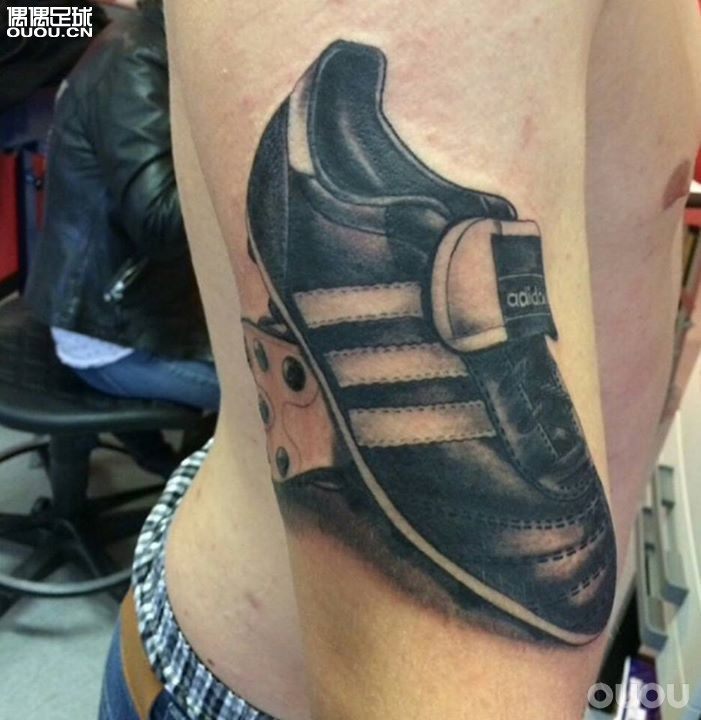 怎样选择合适的足球鞋,如何选自己适合的足球鞋