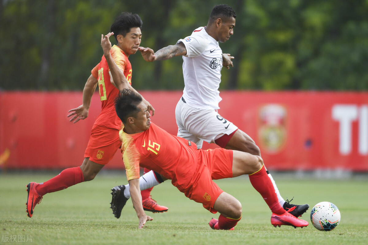 三问陈戌源,莱科换李铁,国足现在操作还来得及