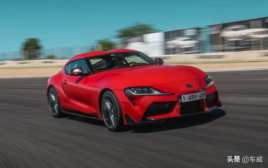 宝马z4m40ivs丰田牛魔王supra,全新一代supra外媒评论
