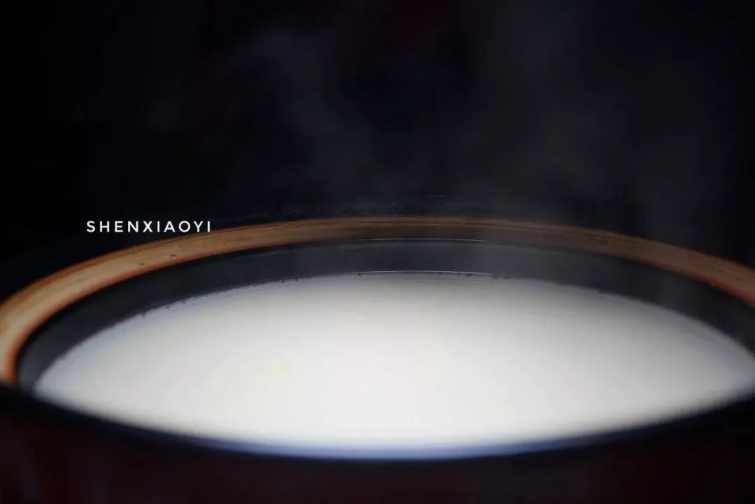 清汤鱼要怎么煮汤才会白,如何让鱼煮得更白汤