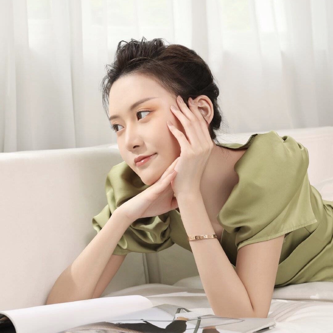 底妆泪沟遮瑕,底妆泪沟法令纹遮瑕教程