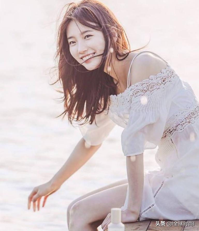 温柔文艺风网纱拼接初恋连衣裙,韩系ins初恋甜美连衣裙