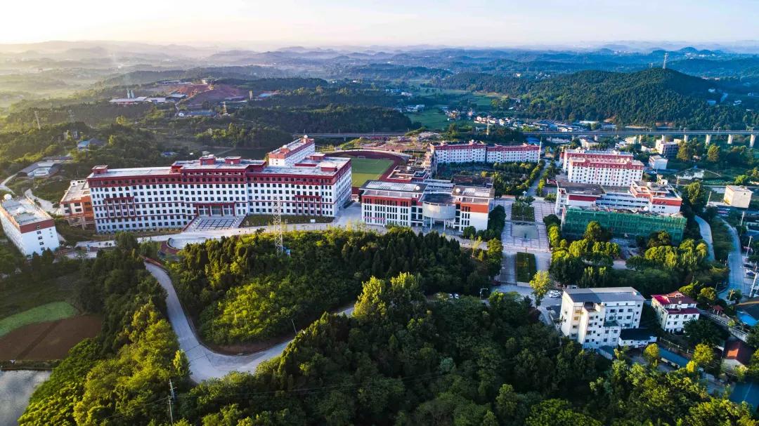 西南第一专科学院,四川汽车类位次7200单招学校推荐