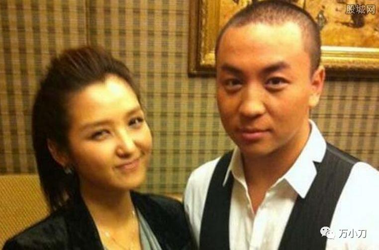 释小龙最难忘的何洁,释小龙与何洁的照片