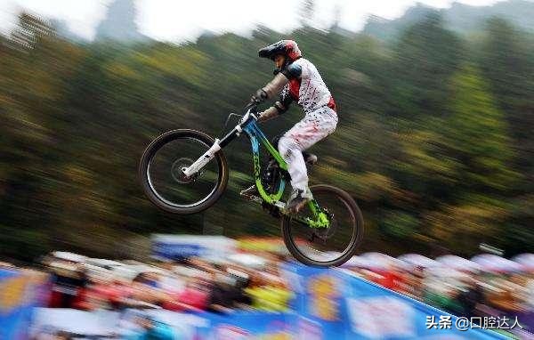 牙掉了装回去后需要注意什么,自己的牙掉了还能装回去吗