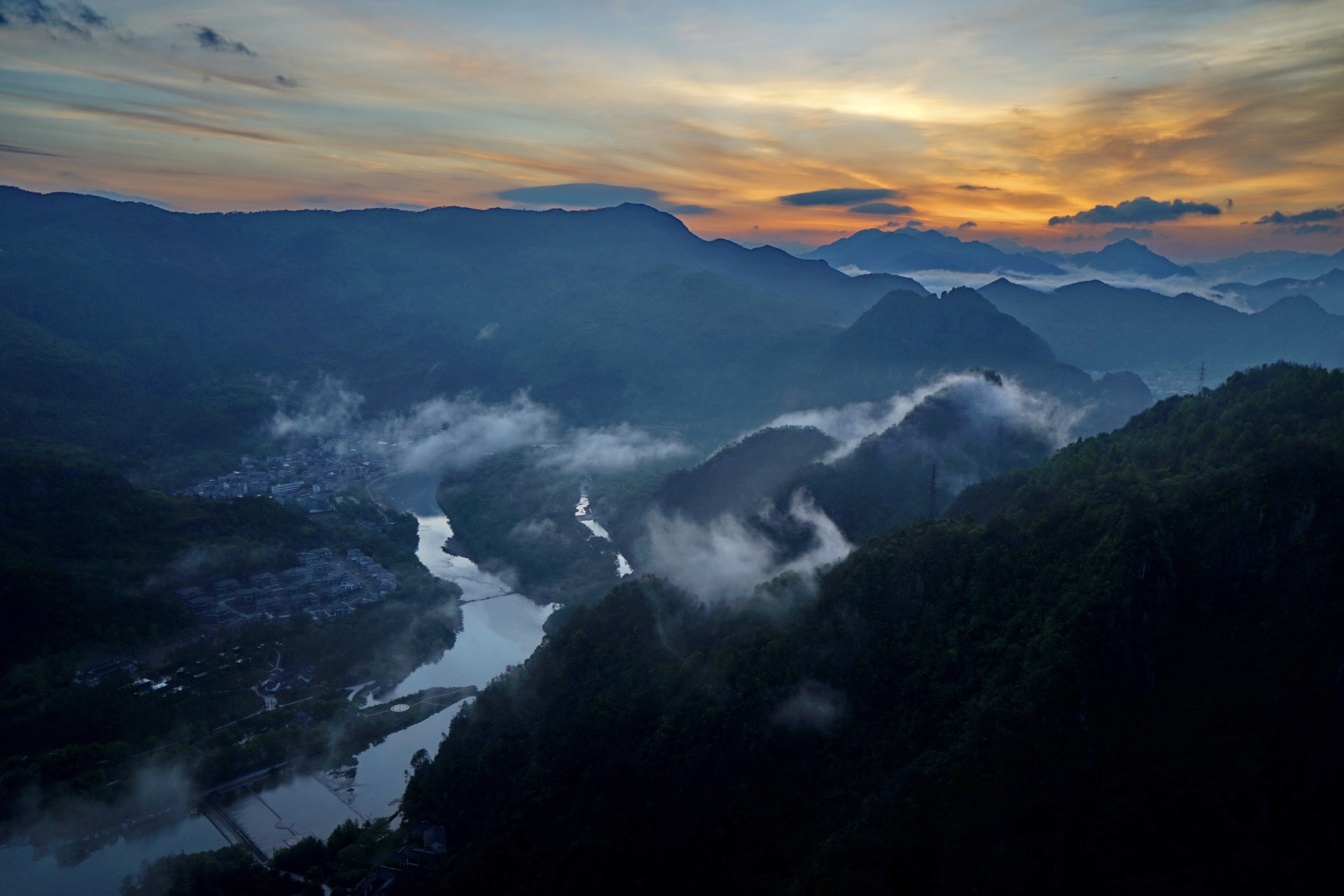 在温州日出最佳观景台，坐看楠溪江美轮美奂的视觉盛宴