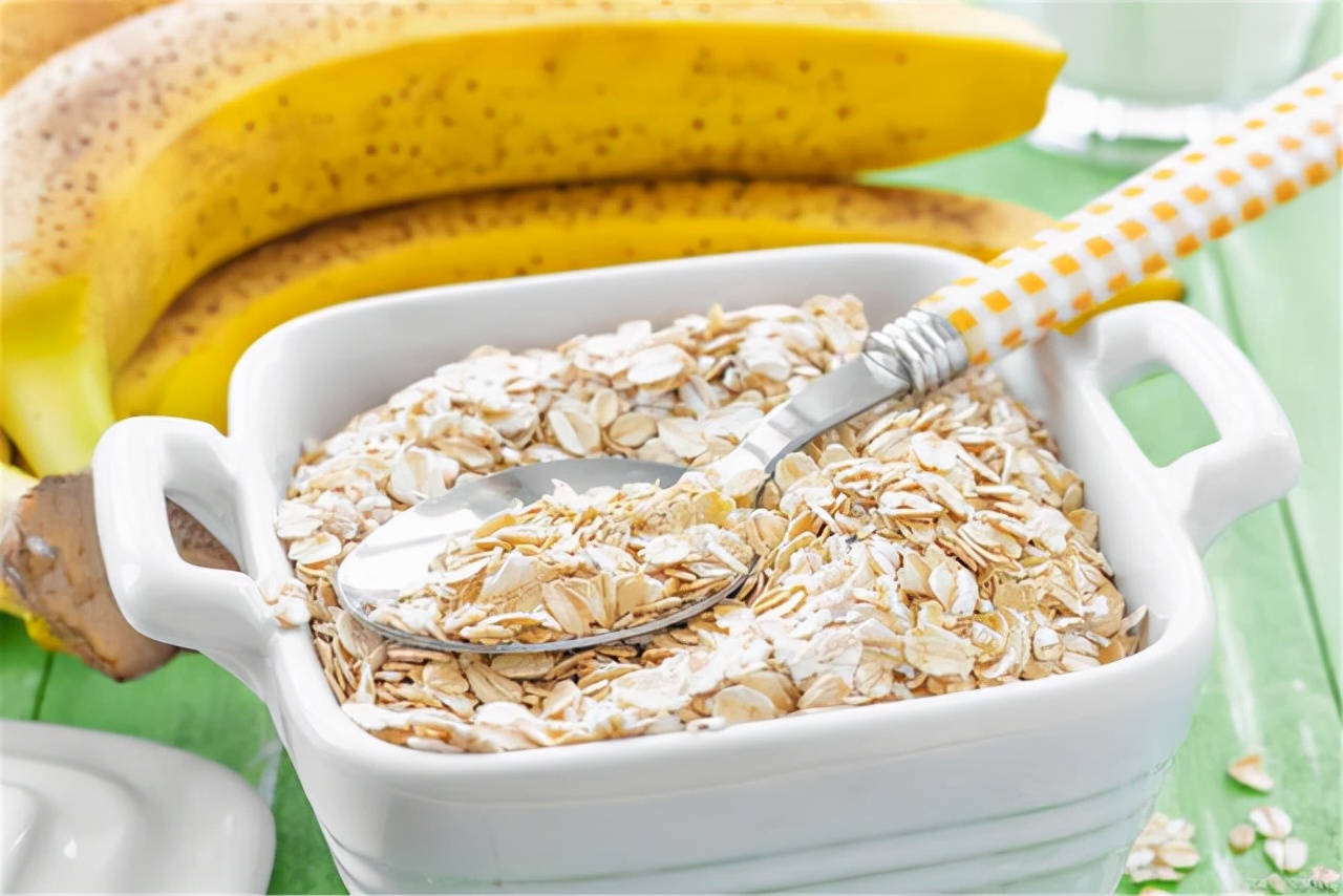 减肥时一天三顿正确饮食,减肥几点吃晚餐掉秤最快