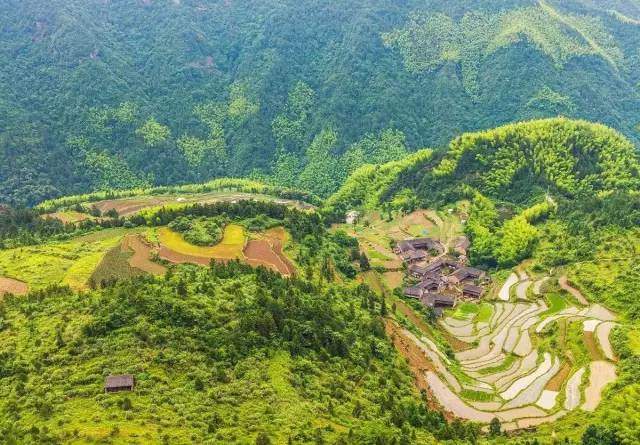夏天重庆江边露营地点推荐,夏天西安周边适合露营的地方