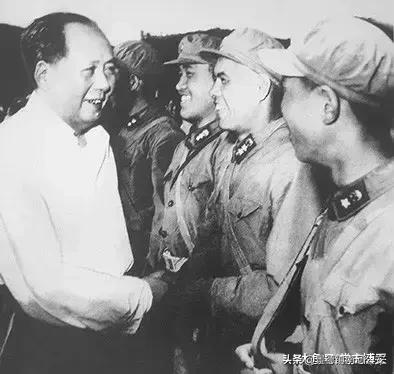 华北战场著名的野八旅，痛歼傅系王牌虎头师致其军长自杀，抗美援朝铁原阻击战彭德怀称其为真正的铁军