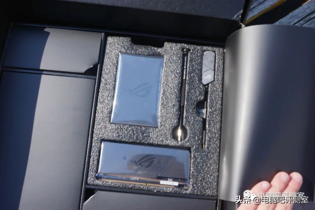 华硕rogmaximusxiii双卡,华硕rogmaximus主板对比