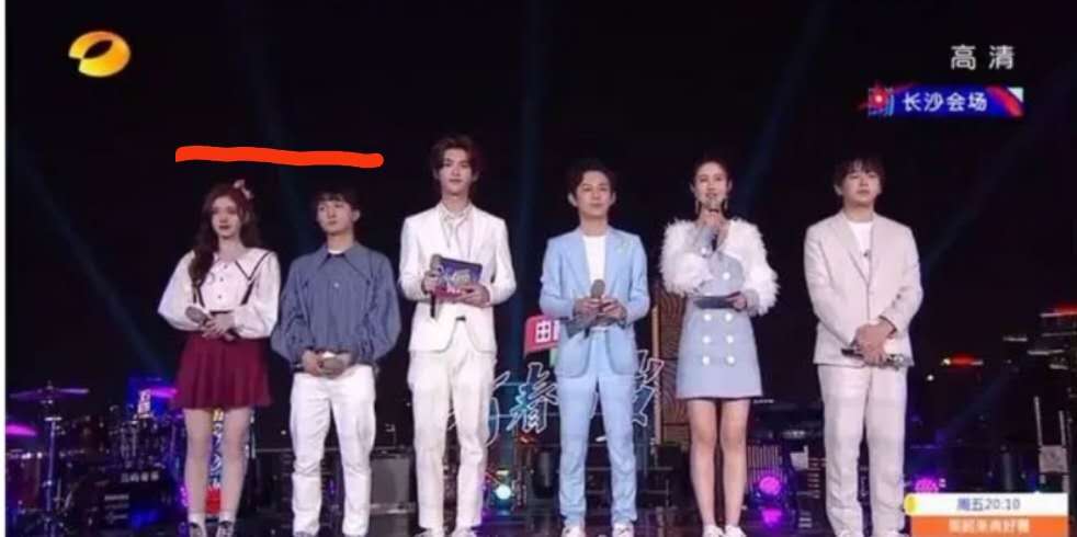 王思聪再次点赞diss鞠婧祎微博,王思聪点名鞠婧祎完整版