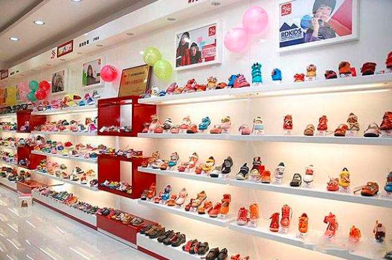 4000家门店歇业，上万员工要养！温州鞋老板转战朋友圈，日进百万