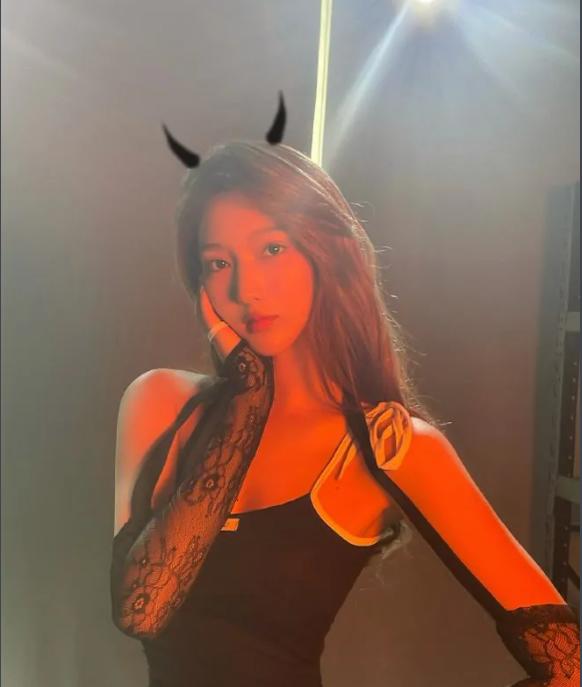 吴亦凡手段“骇人”，结局来了，央视新闻删歌曲微博品牌终止合作