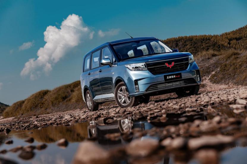 五菱宏光plus和江淮m3谁更好开,买车五菱宏光好还是江淮瑞风m3好